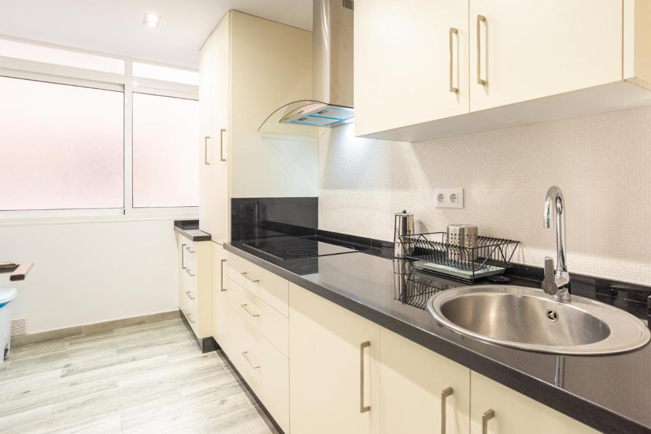 Faro, Bonito Apartamento En La Malagueta Málaga Esterno foto